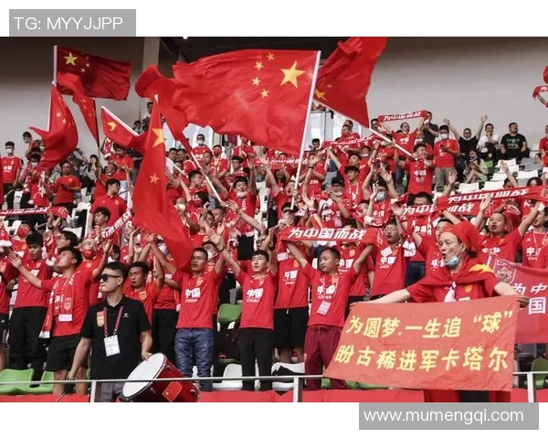 南京足球队状态引发热议球迷对表现和战术分歧明显