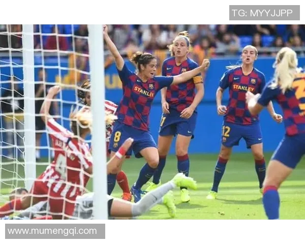 成都足球队的节奏解析:深度剖析战术与球员协作的完美融合 成都足球队的节奏解析:深度剖析战术与球员协作的完美融合